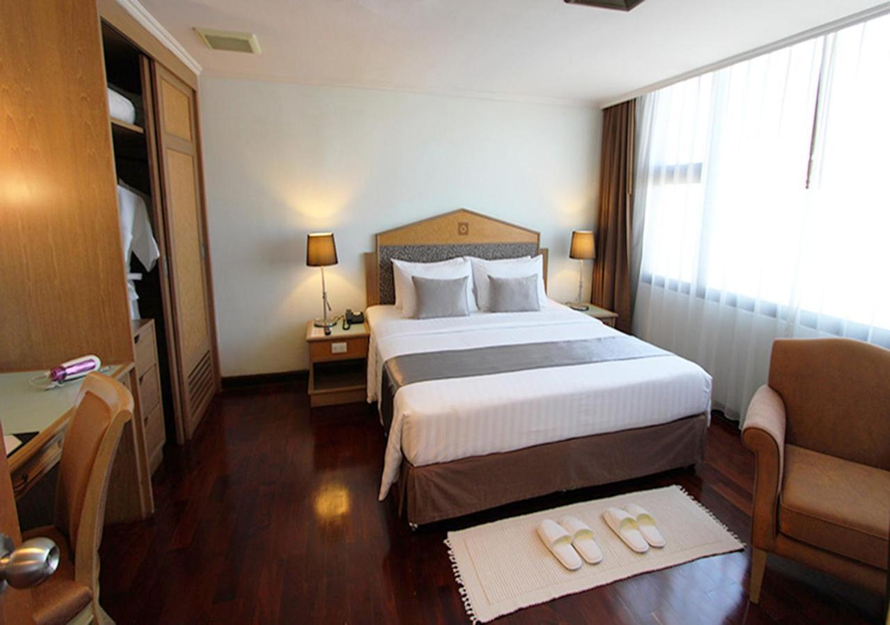 Grand Tower Inn Rama 6 Banguecoque Exterior foto